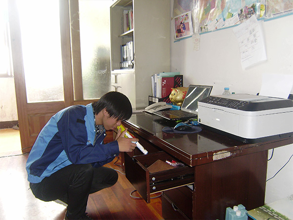 紅外線(xiàn)測(cè)溫儀